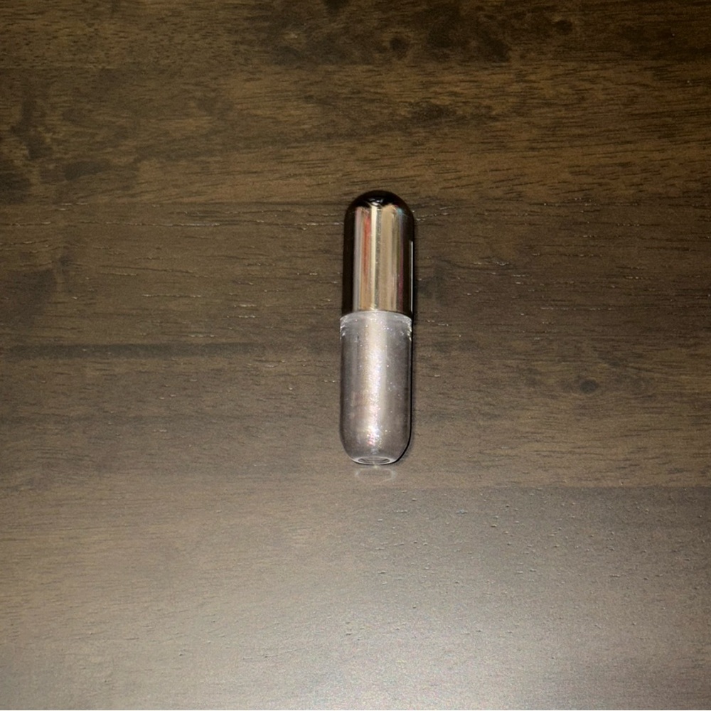 Groovi beauty shimmer lip oil